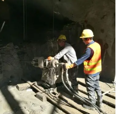 芒康水下抗分散灌浆料特点 水下不分散注浆料介绍